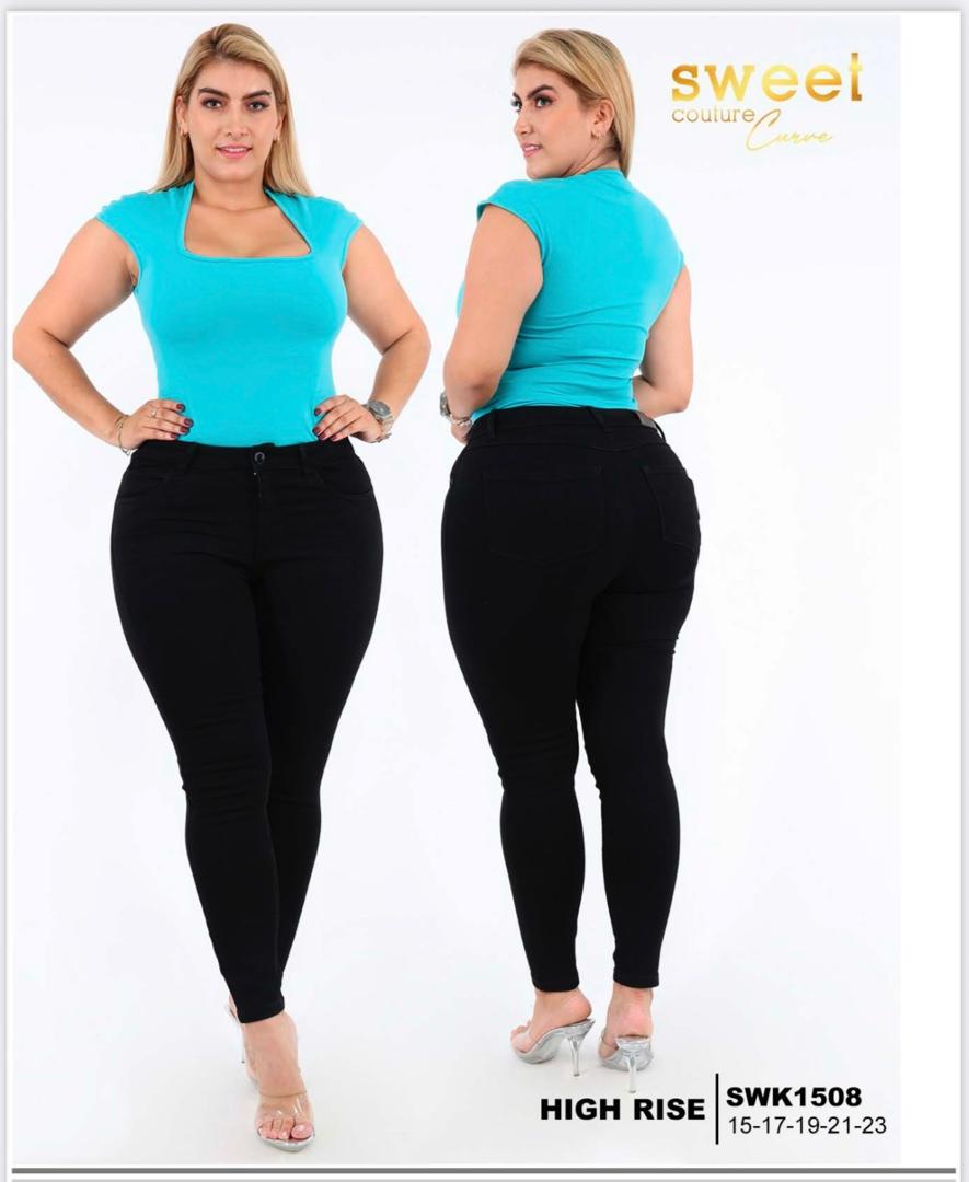 PANTALÓN JEAN HIGH RISE CURVE "SWEET COUTURE CYAN"